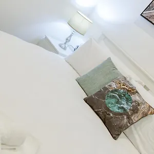 https://seafront-bliss-apartments-close-to-manuel-island.hotelssaintjulians.com