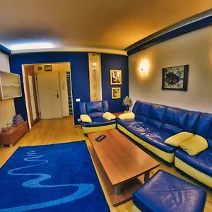 Nicole's Bucureşti